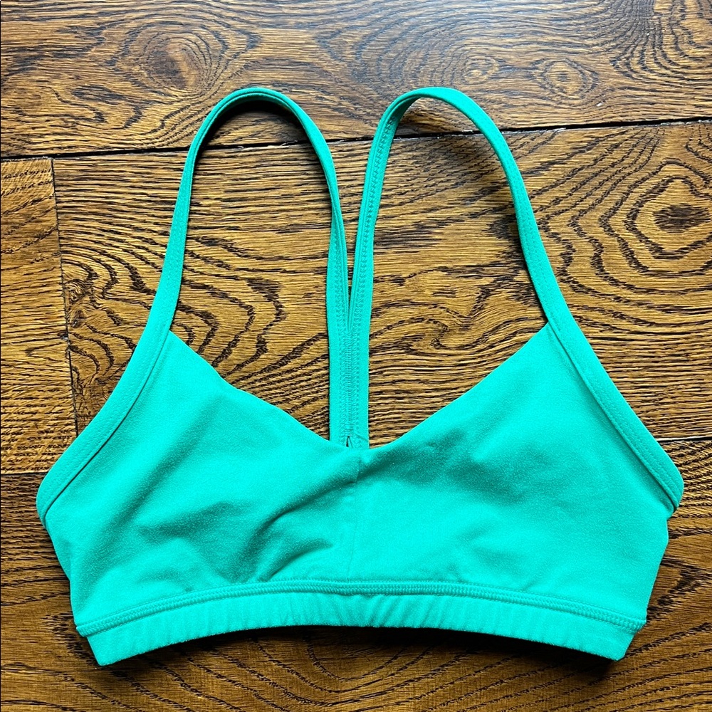 FLEO Kelly Green Reinette Sports Bras